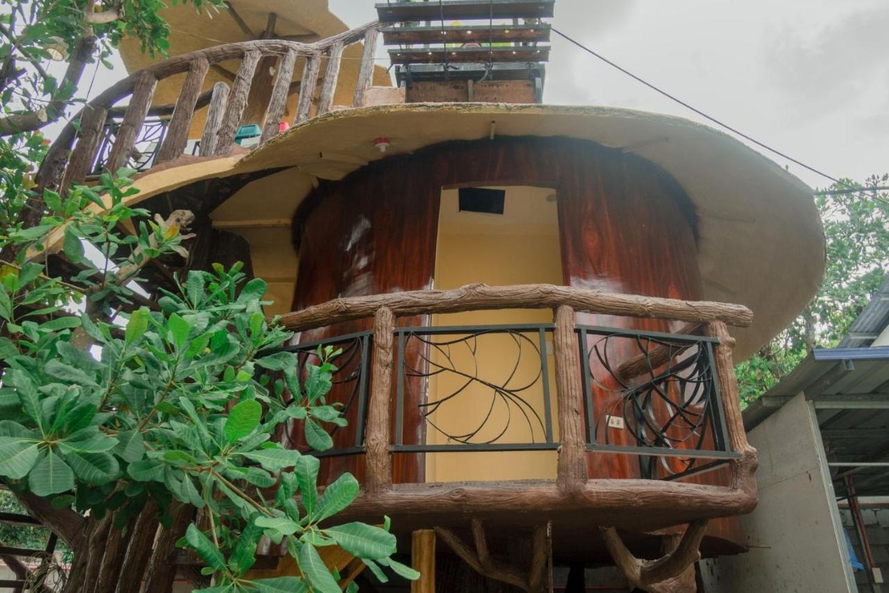 Resort Skylodge