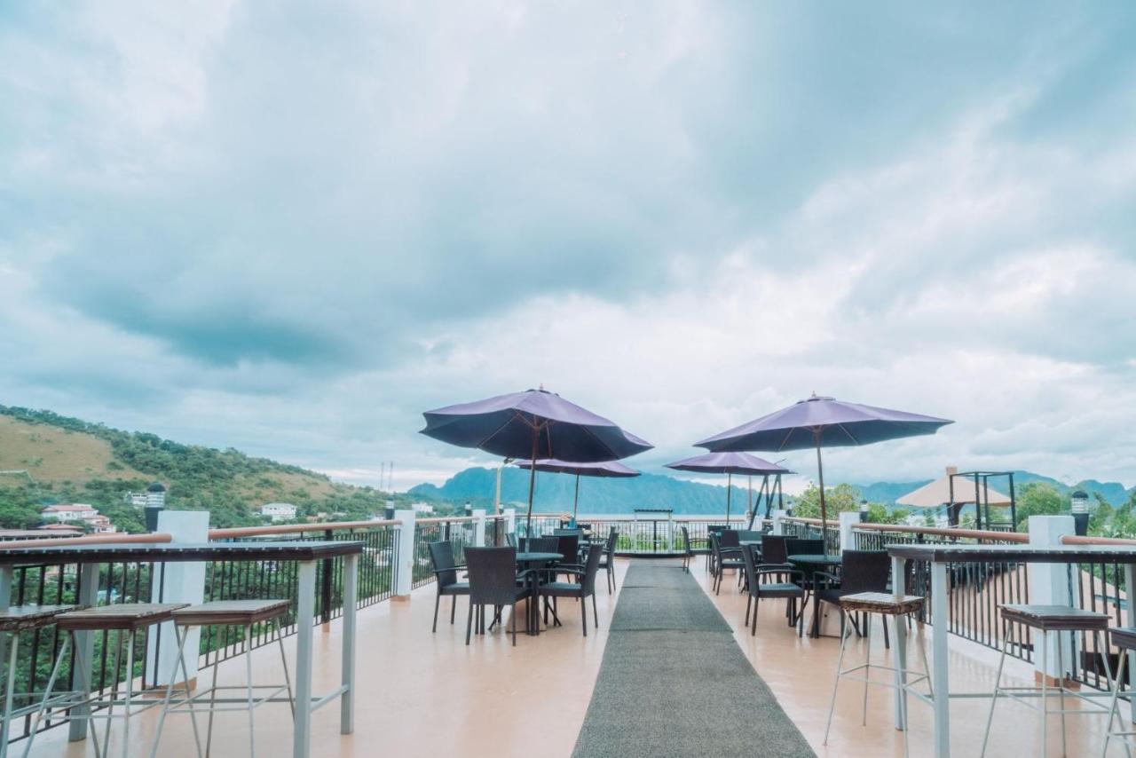 Resort Skylodge Coron