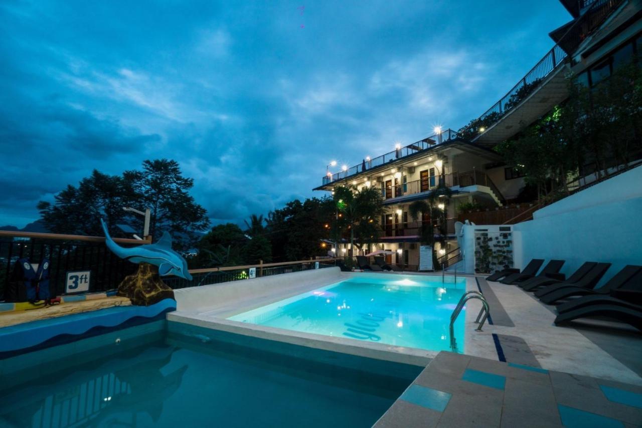 Skylodge Resort
