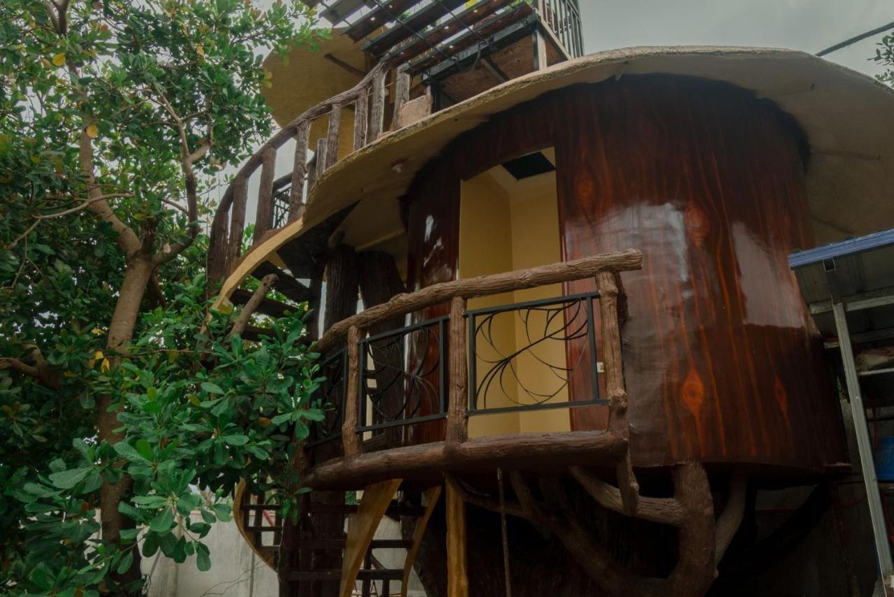 Resort Skylodge Coron